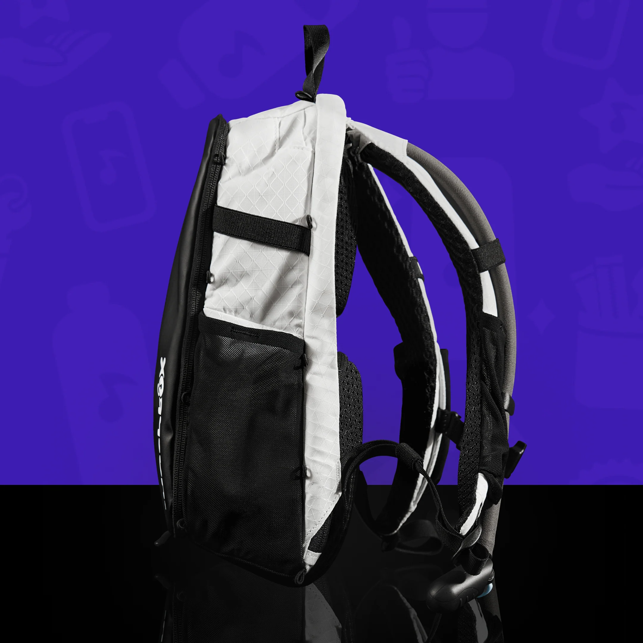 Day Trip Hydration Pack - Image 8